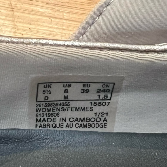 Clarks Mary Jane Wavewalk Women’s shoes - size 8 - Like New! - Picture 6 of 6